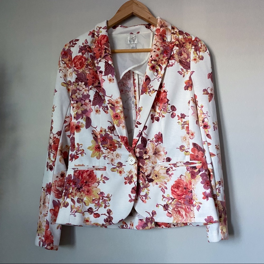 Like New LC Lauren Conrad Floral Blazer